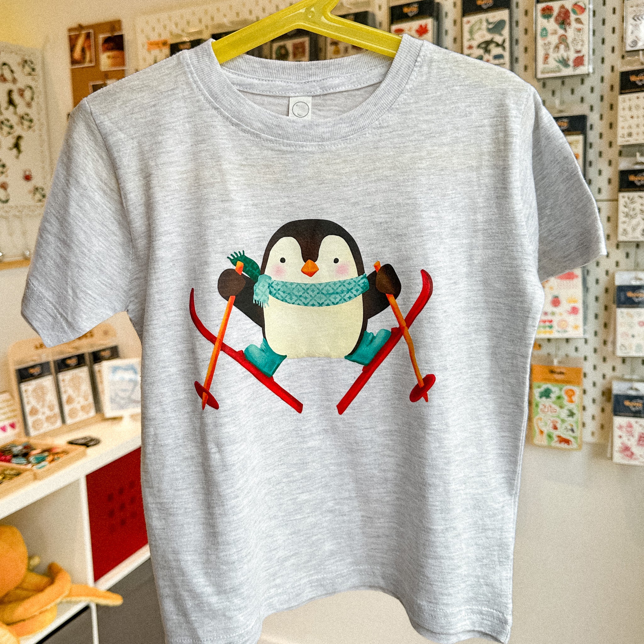 T-shirt pour enfant - Le pingouin skieur